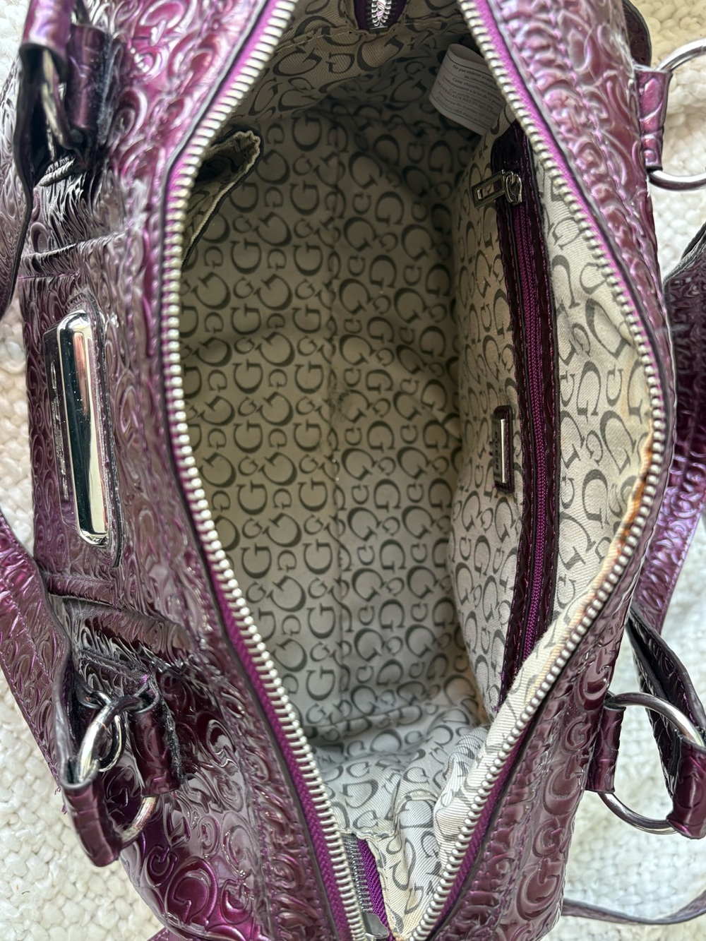 Vintage Y2K GUESS Plum Embossed G Monogram Bowler Satchel Shoulder Bag Purse - Picture 8 of 10